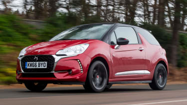 DS 3 Performance Line 2017 - front tracking