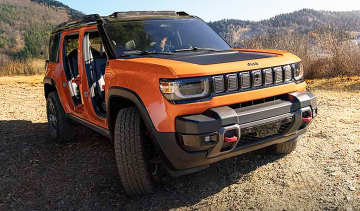 Jeep Recon preprod - front