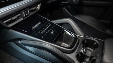 Porsche Cayenne facelift - centre console