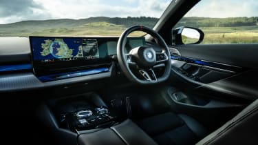 BMW i5 M50 – dashboard