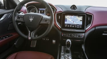 Maserati Ghibli 2016 interior