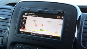 Fiat-Talento-sat-nav.jpg