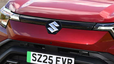 Suzuki e Vitara prototype - grille