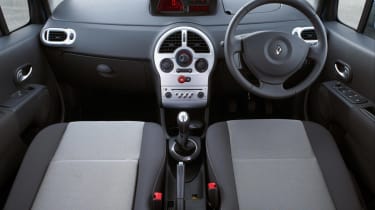 Renault Grand Modus hatchback dash