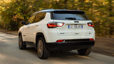 2024 Jeep Compass - rear tracking