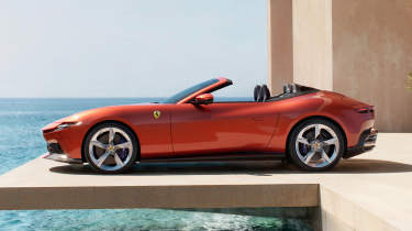 Ferrari Amalfi Spider - side static