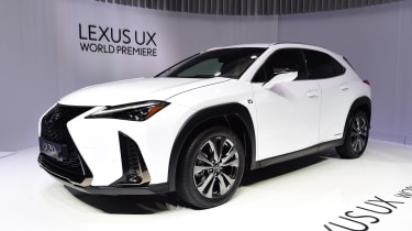 Lexus UX - Geneva front