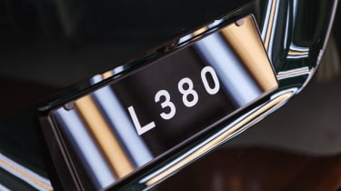 LEVC L380 - badge