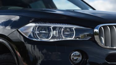BMW X5 - front light