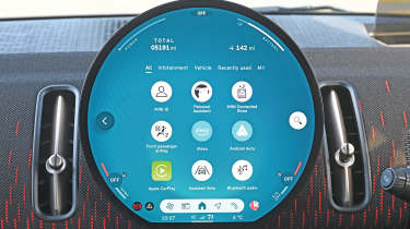 MINI Countryman touchscreen displaying apps