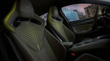 Cupra Raval Manganese seats