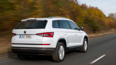 Skoda Kodiaq SUV - rear tracking