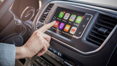 Citroen Dispatch - Apple CarPlay