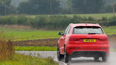 Audi RS Q3 rear tracking
