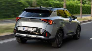 Kia Sportage - rear tracking