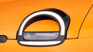 Renault Twingo - front light