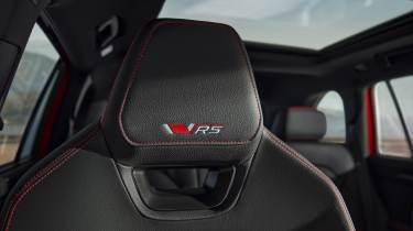 Skoda Kodiaq vRS - headrest