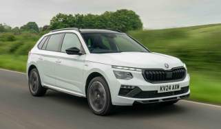 Skoda Kamiq - front tracking