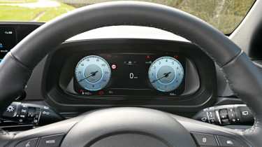 Hyundai Bayon - driver display