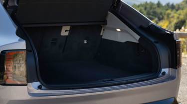 Volvo ES90 - boot side
