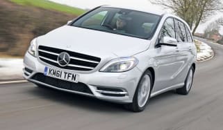 Mercedes B-Class front tracking