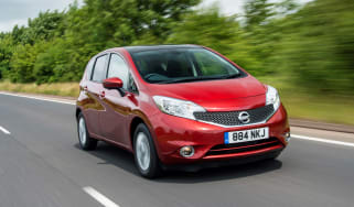 Nissan Note 2014 action