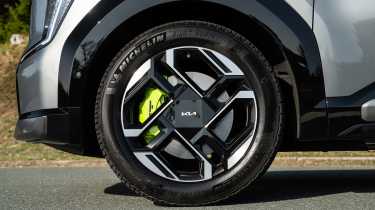 Kia EV9 GT - wheel