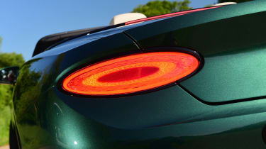 Bentley Continental GT Convertible - rear light