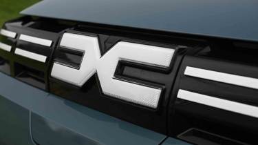 Dacia Spring - grille
