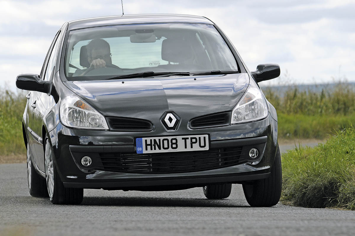 Renault Clio Auto Express