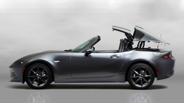 Mazda MX-5 RF - roof opening