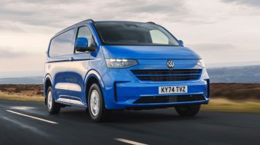 Volkswagen Transporter - front tracking