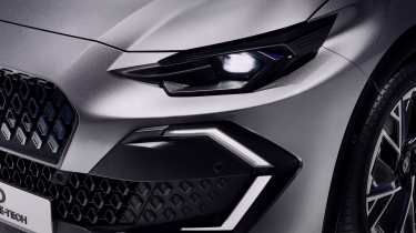 Renault Clio - front light