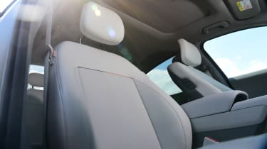 Hyundai Ioniq 6 - seats