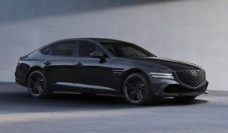 Genesis G80 Black - front static 