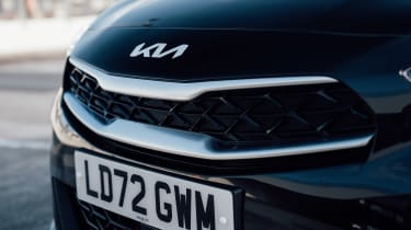 Kia XCeed PHEV - front detail