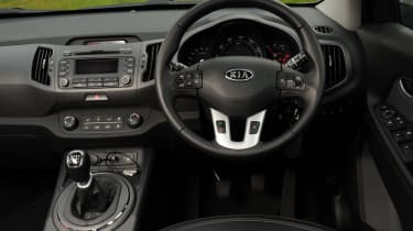 Kia Sportage 1.7 CRDi interior