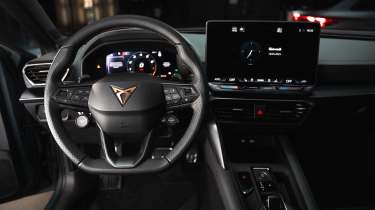 Cupra Leon facelift - cabin