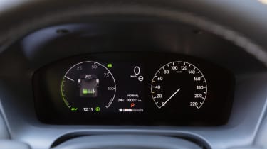 Honda ZR-V - dials