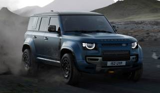 Land Rover Defender MY26 - front