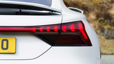 Audi e-tron GT - rear light