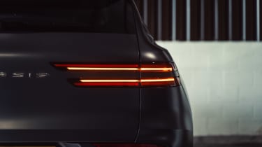 Genesis GV70 Electrified - rear seats