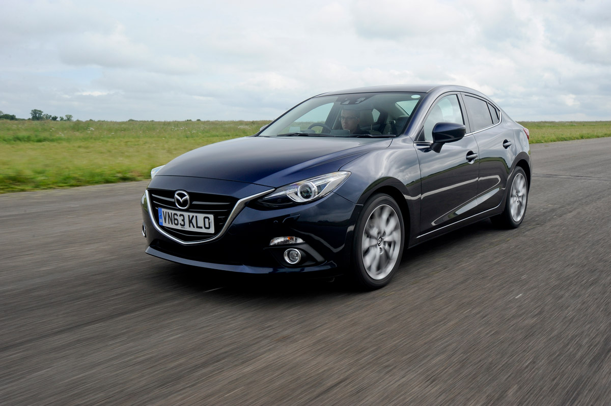 Mazda 3 Fastback 2014 review  Auto Express