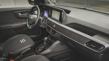 Ford Transit Courier - dash