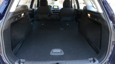 Fiat Tipo Station Wagon estate - boot seats down