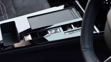 Vauxhall Astra Electric - centre console