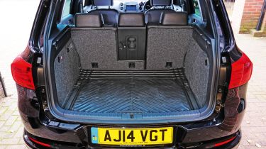 Halfords Universal Boot Mat