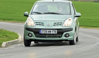Nissan Pixo