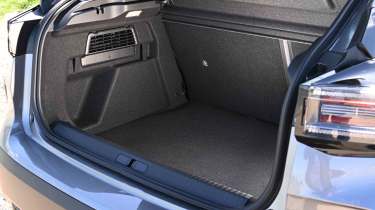 Citroen e-C4 - boot