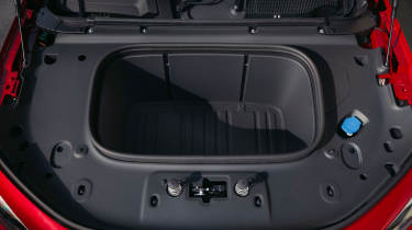 Mercedes GLA Electric - front storage